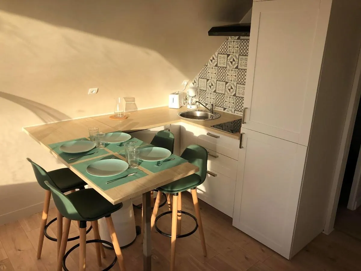 Magnifique Vue Mer, Dans Un Petit Appartement. Santec Apartment